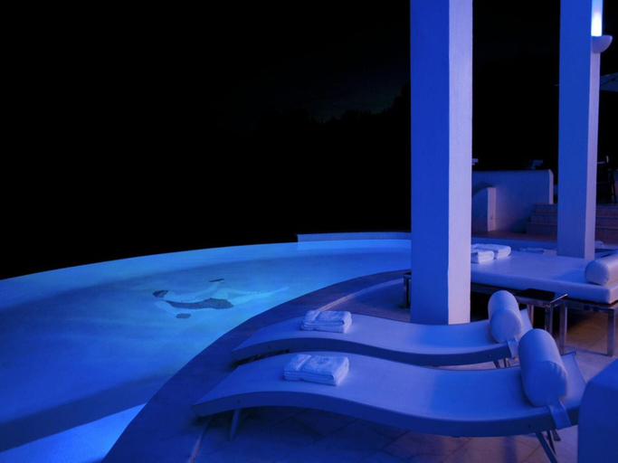 Pool 2, Holiday Home With Pool, Baleares
