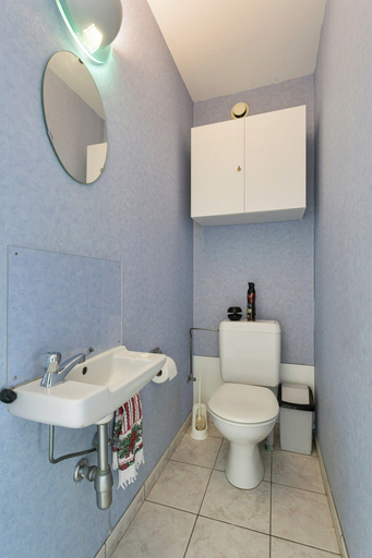 Bathroom 4, Apartment in Blankenberge With Marina Views, West-Vlaanderen
