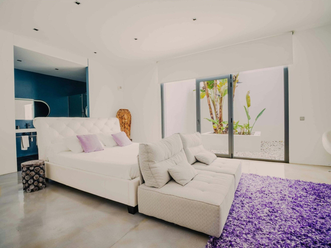 Living area 5, Holiday Home With Whirlpool Bathtub, Baleares