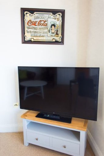 Room 4, Host Stay Apartment 5 York Terrace, Norfolk