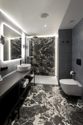 Bathroom 4, voco KATOWICE by IHG, Będzin