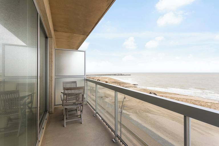 Property grounds, Seafront Apartment in Blankenberge, West-Vlaanderen