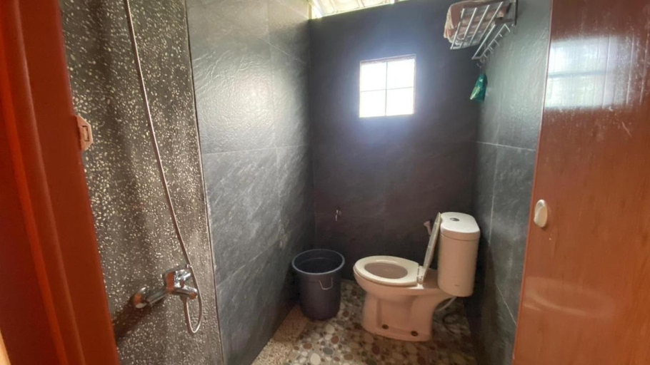 Bathroom 5, The Ci Dwi Resort, Subang