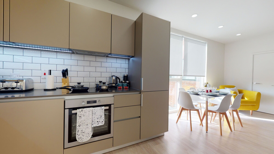 Others 4, Luxury Apartment - Town Centre North Stevenage, Hertfordshire