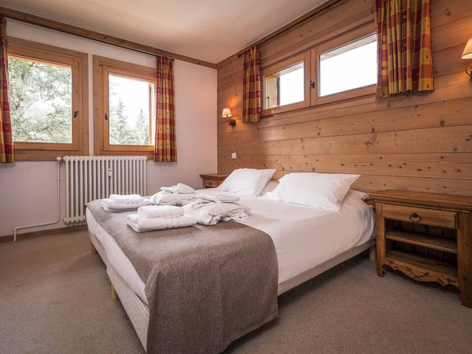 Bedroom 2, Quietly Located Chalets With Hammam, Savoie