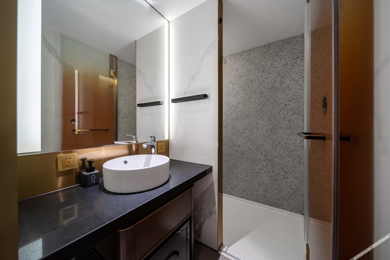 Bathroom 3, CitiGO Hotel Shanghai The Bund, Shanghai