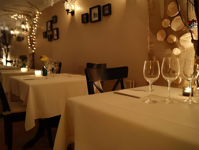 Food & Drinks 4, The Baytree Restaurant & Guesthouse
