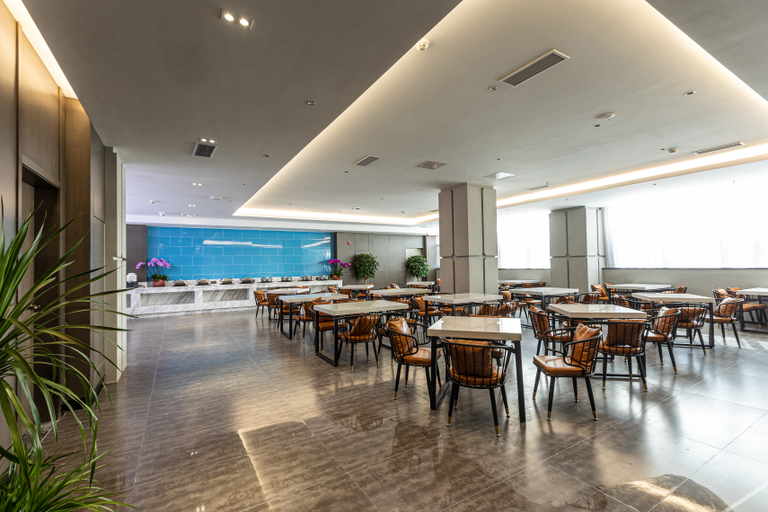 Food & Drinks 5, Microtel by Wyndham Sanya Dadonghai, Sanya