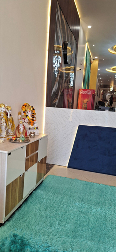 Food & Drinks 5, BlueNeck Ayodhya-Near ShriRam Mandir, Faizabad