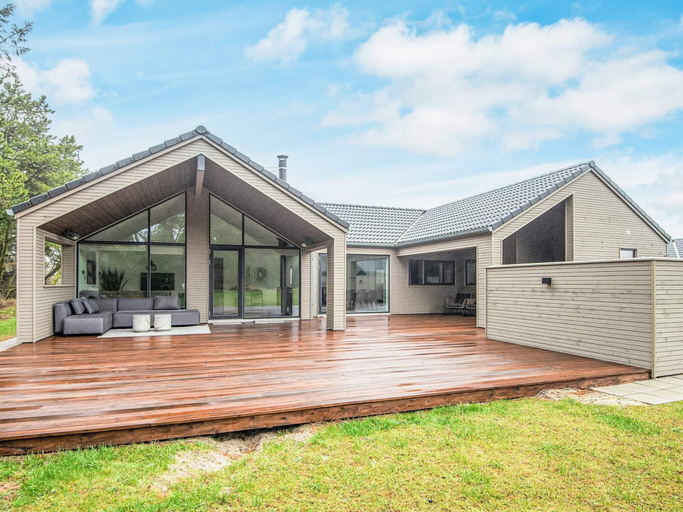 Exterior & Views 2, 5 Star Holiday Home in Romo, Tønder