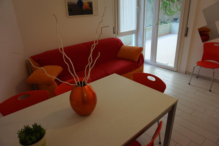 Others 3, Residence Eva, Udine