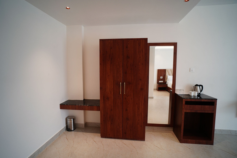 Bedroom 2, Ellora Hotel, Tiruvannamalai