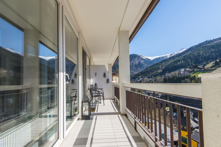View from property 3, Apartment Bad Gastein Near Ski Lifts, Sankt Johann im Pongau