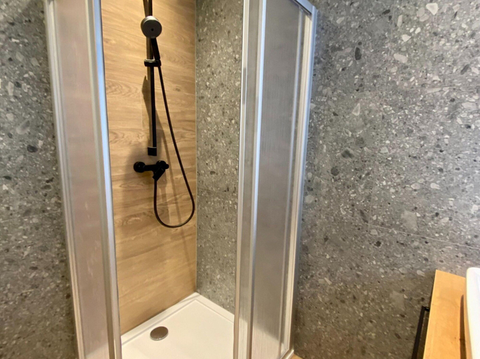 Bathroom 3, Chalet in Saalfelden Near Ski Slopes, Zell am See