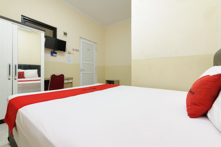 Bedroom 9