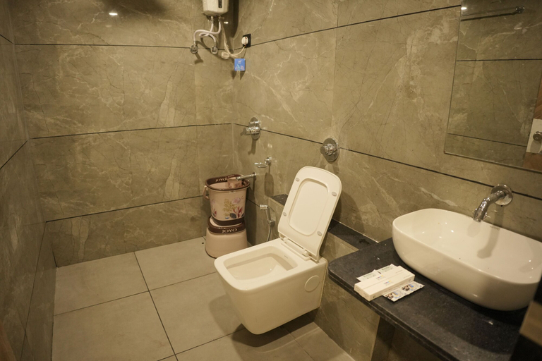 Bathroom 4, Hotel White Fortune, Banas Kantha