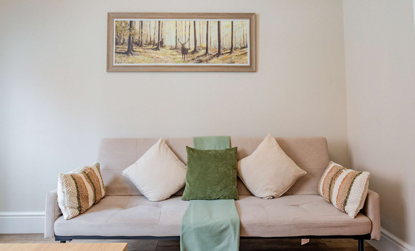 Room 2, Host Stay Mayfield House, Derbyshire