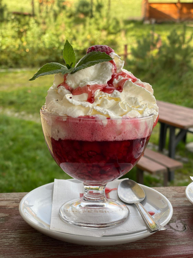 Food & Drinks 3, Noclegi "Nad Stawami", Kłodzko