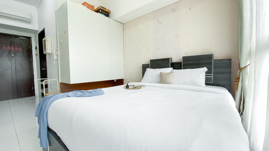 Bedroom 2, Cozy Studio Apartment at Casa De Parco near ICE BSD By Travelio, Tangerang