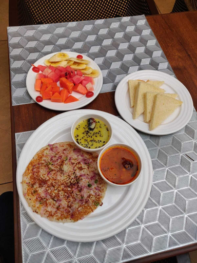 Food & Drinks 4, The Citiotel, Pune