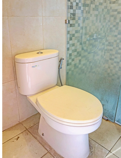 Bathroom 4, Hotel O Sumpil Syariah, Malang