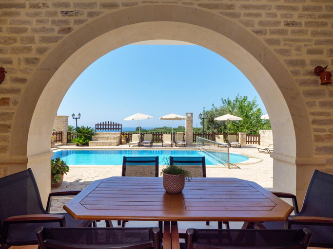 Pool 2, Holiday Home in Arkadi With Private Pool, Crete