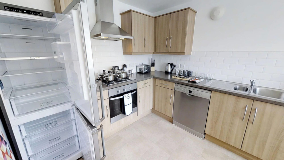 Room 3, Stayzo Cole Green Lane - Free Parking, Hertfordshire