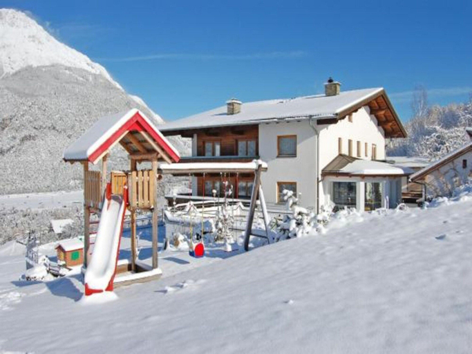 Exterior 2, Apartment in Pitztal With Mountain Views, Imst