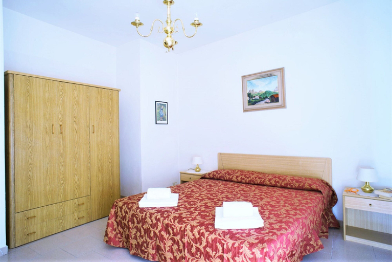 Bedroom 3, Cottage in Chianti With Pool & Vineyard Views, Florence