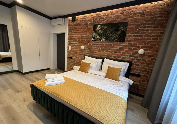 Bedroom 10