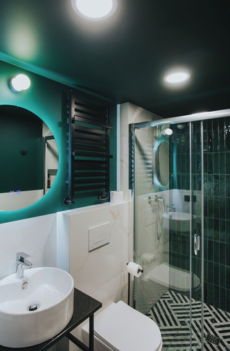 Bathroom 3
