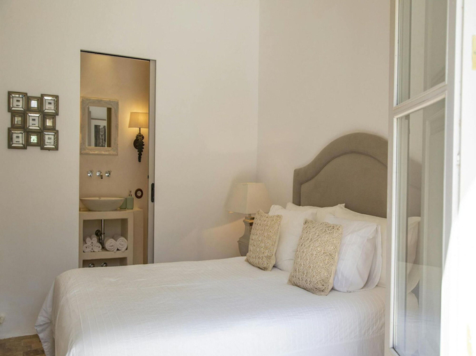 Room 2, Stylish Holiday Home With Deia Views, Baleares