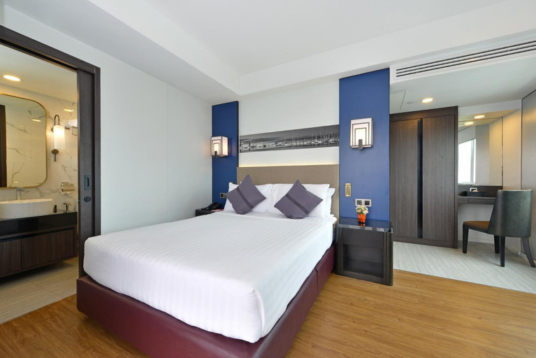 Bedroom 24