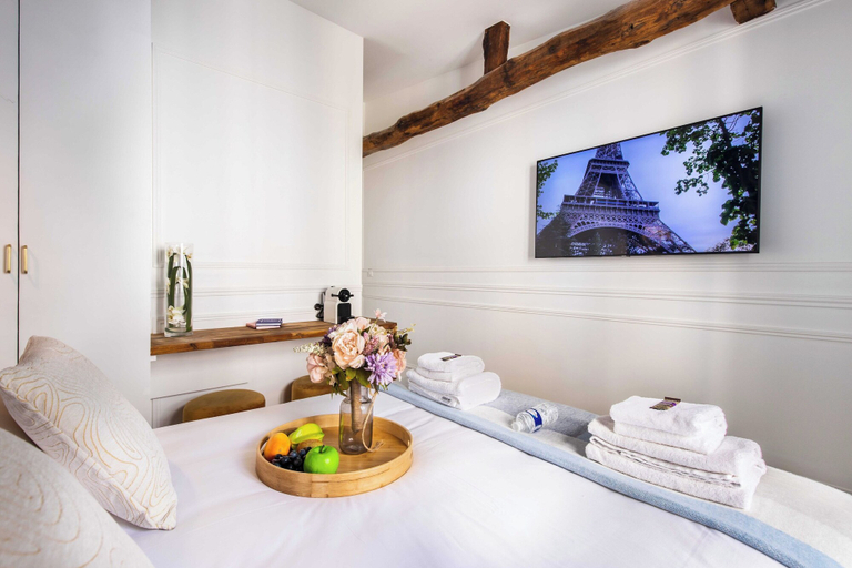 Room 4, Charming Private Room in Pigalle, Paris