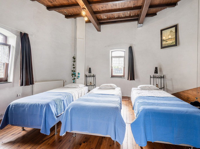 Bedroom 2, Charming Oombergen Mill Retreat, Oost-Vlaanderen