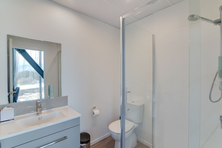 Bathroom 4, La Quinta by Wyndham Remarkables Park Queenstown, Queenstown-Lakes