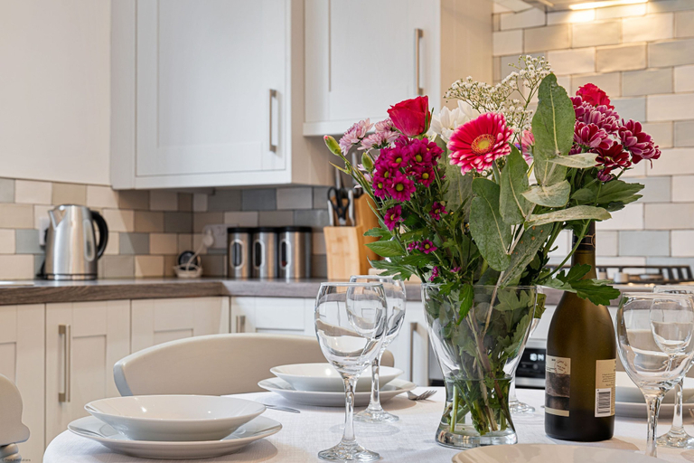 Room 2, Host Stay March Cottage, Derbyshire