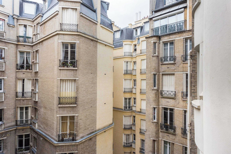 View from property, Modern Apartment - 1br/4p - Passy, Paris