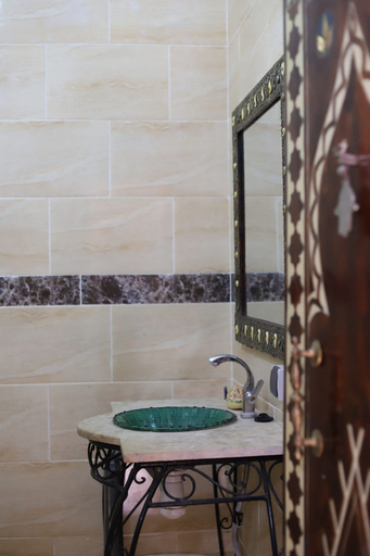 Bathroom 5, Dar ilyana, Ouarzazate