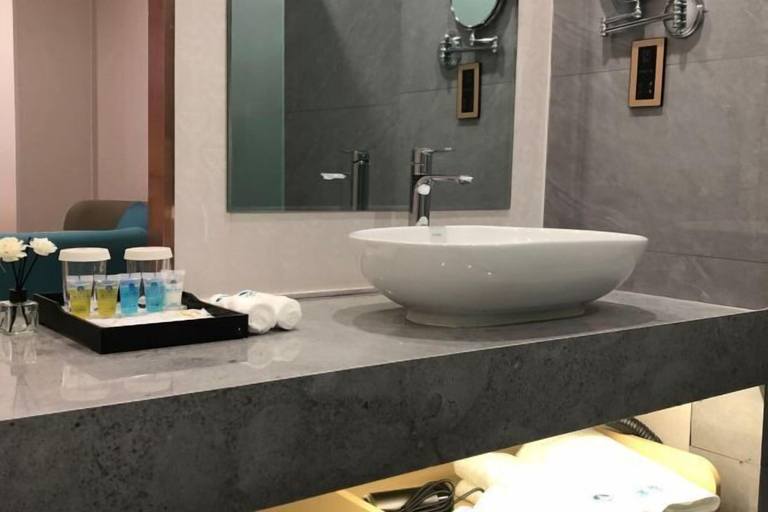 Bathroom 3, Zunhua GuestHotel, Tangshan