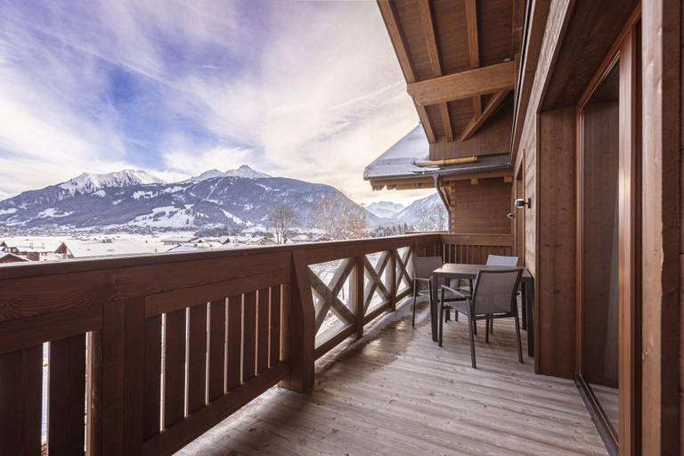 Living room 4, Welcoming Chalet With Balcony, Reutte