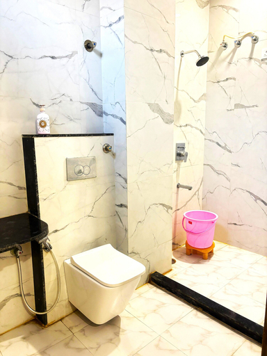 Bathroom 3, Hotel Hari Inn, Jaipur