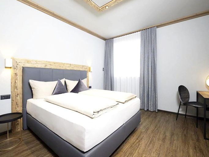 Room 4, Holiday Home for 3 People in Brixlegg, Kufstein