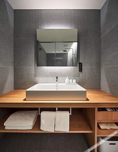 Bathroom 3, Muji Hotel Ginza, Chūō