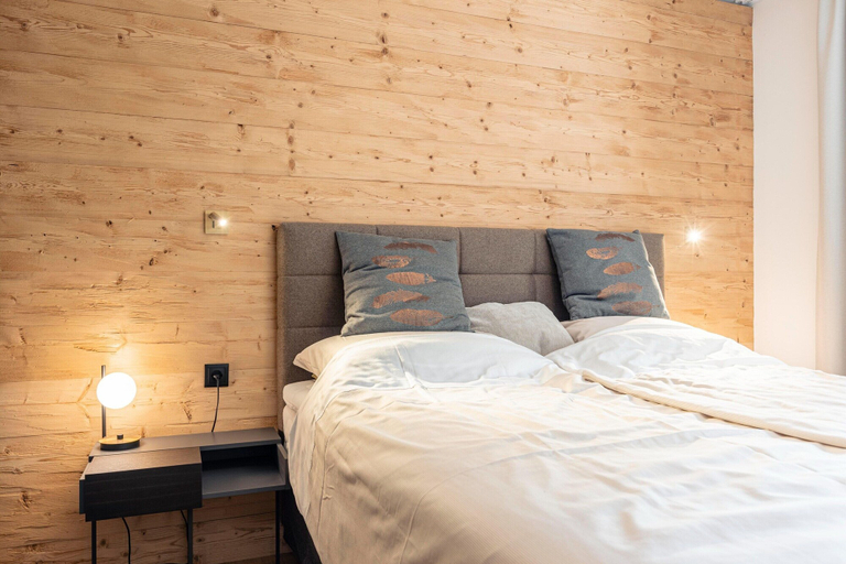 Room 3, Modern Suite Directly on the ski Slope, Zell am See