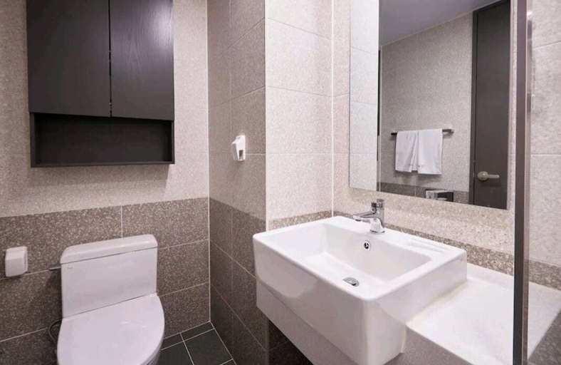 Bathroom 3, The Bayment Residence