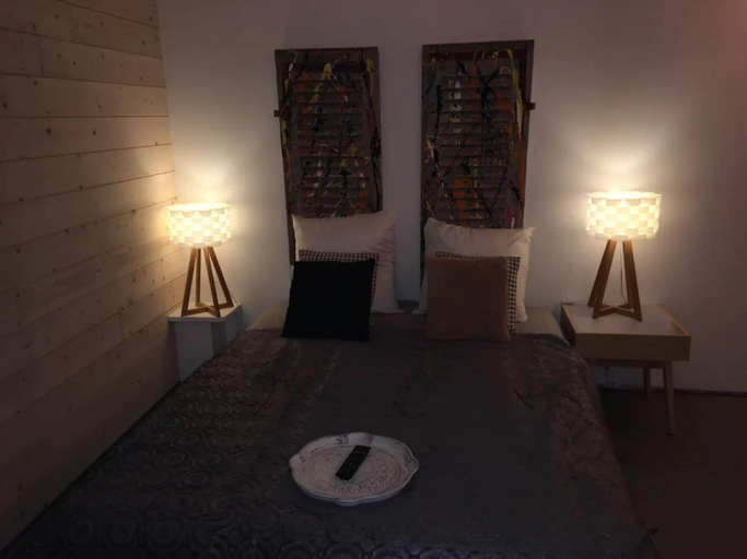 Room 5, Villa in Nuaille-d'aunis With Private Pool, Charente-Maritime