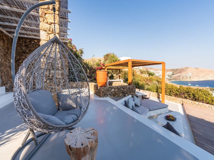 Exterior 5, Stunning Villa Surrounded by Lush Greenery, South Aegean