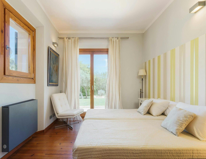 Bedroom 2, Nice Villa Near Golf of Pollensa, Baleares