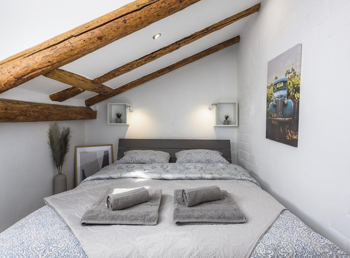 Room 4, Cozy Apartment for Smaller Groups, Poreč
